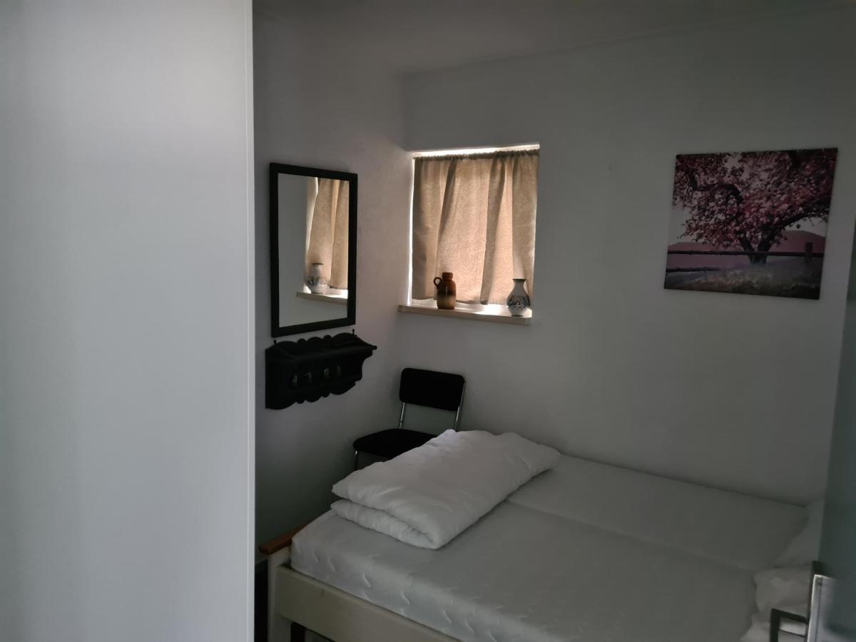 Camping De Bosrand Spier Exterior photo